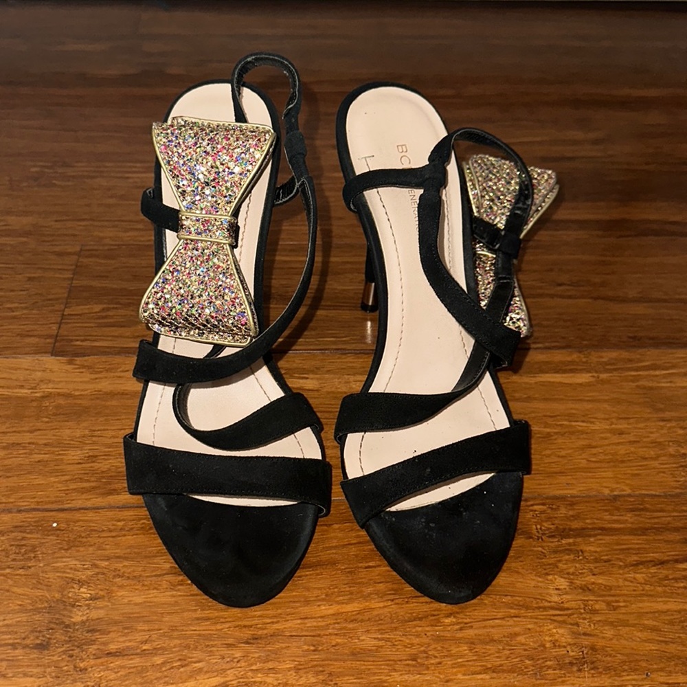 Black Strappy Sandals w/ Bow